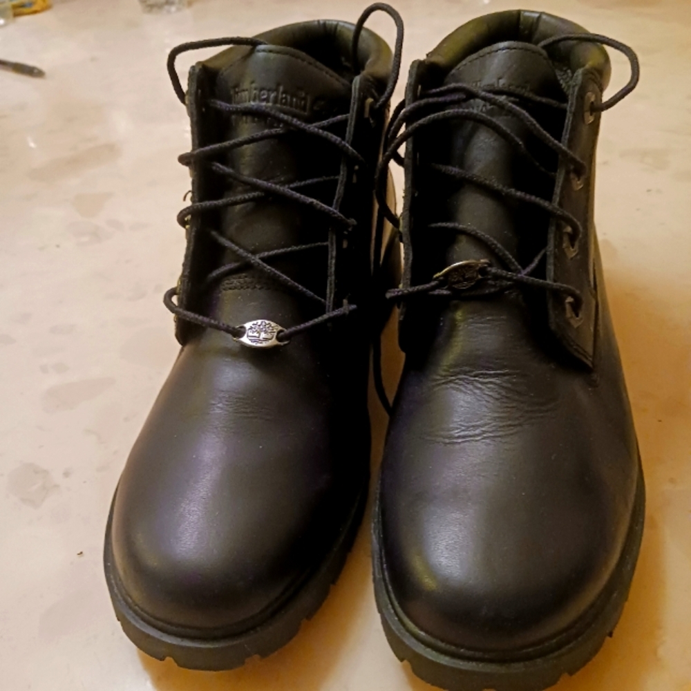 Black Timberland boots size 10 women